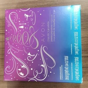 Avon x MEGA MIX 'N GO PALETTE. NEW! Eyeshadows, Lips, Highlighters & Blush Set!